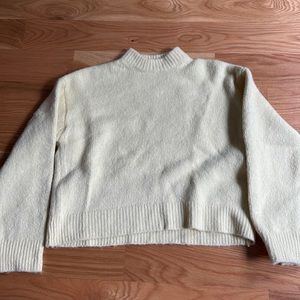 Light yellow comfy sweater